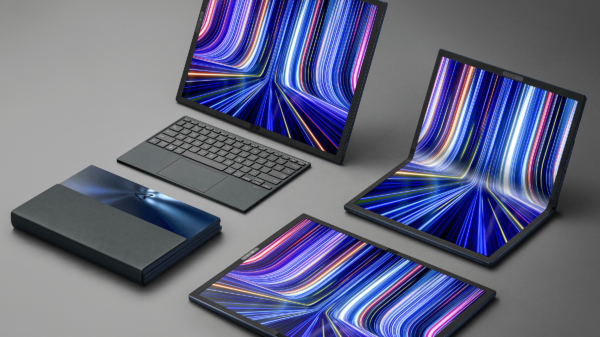 ASUS: il laptop pieghevole Zenbook 17 Fold OLED