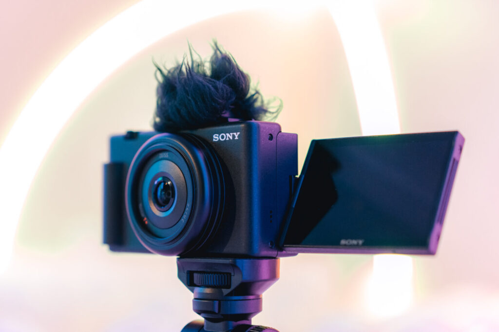 Sony ZV-1F, la vlog camera per i creator