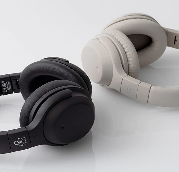 Le cuffie Final Audio UX2000: prestazioni elevate e design elegante