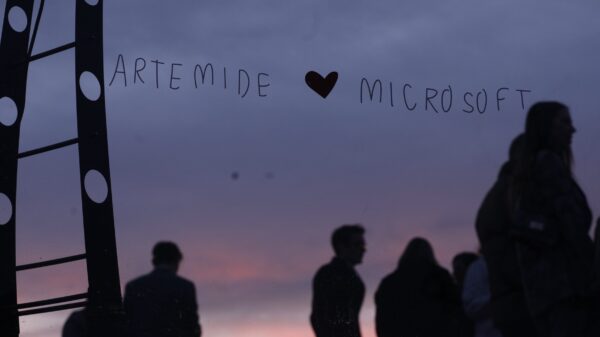 La collaborazione tra Microsoft e Artemide e i nuovi Surface