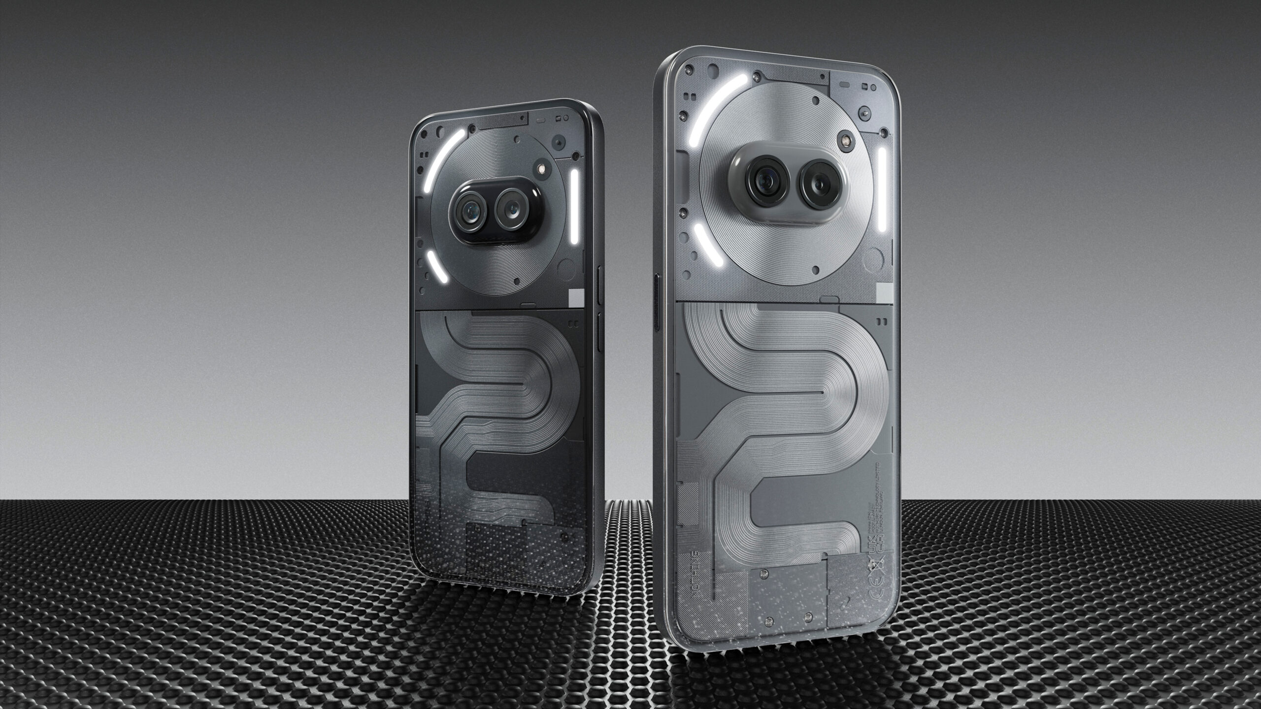 Nothing presenta Phone (2a) Plus, portando prestazioni, fotocamera e design a un nuovo livello