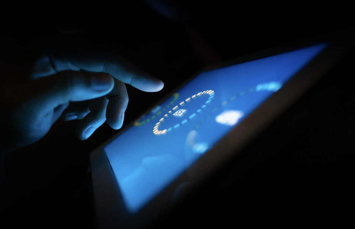 Innovazione e digitalizzazione dei processi aziendali: la chiave per crescere nel mercato moderno Innovazione e digitalizzazione dei processi aziendali: la chiave per crescere nel mercato moderno