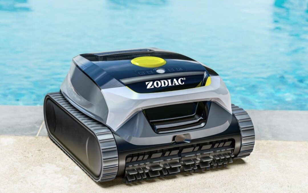 Freedom Lite, il robot che pulisce le piscine in libertà