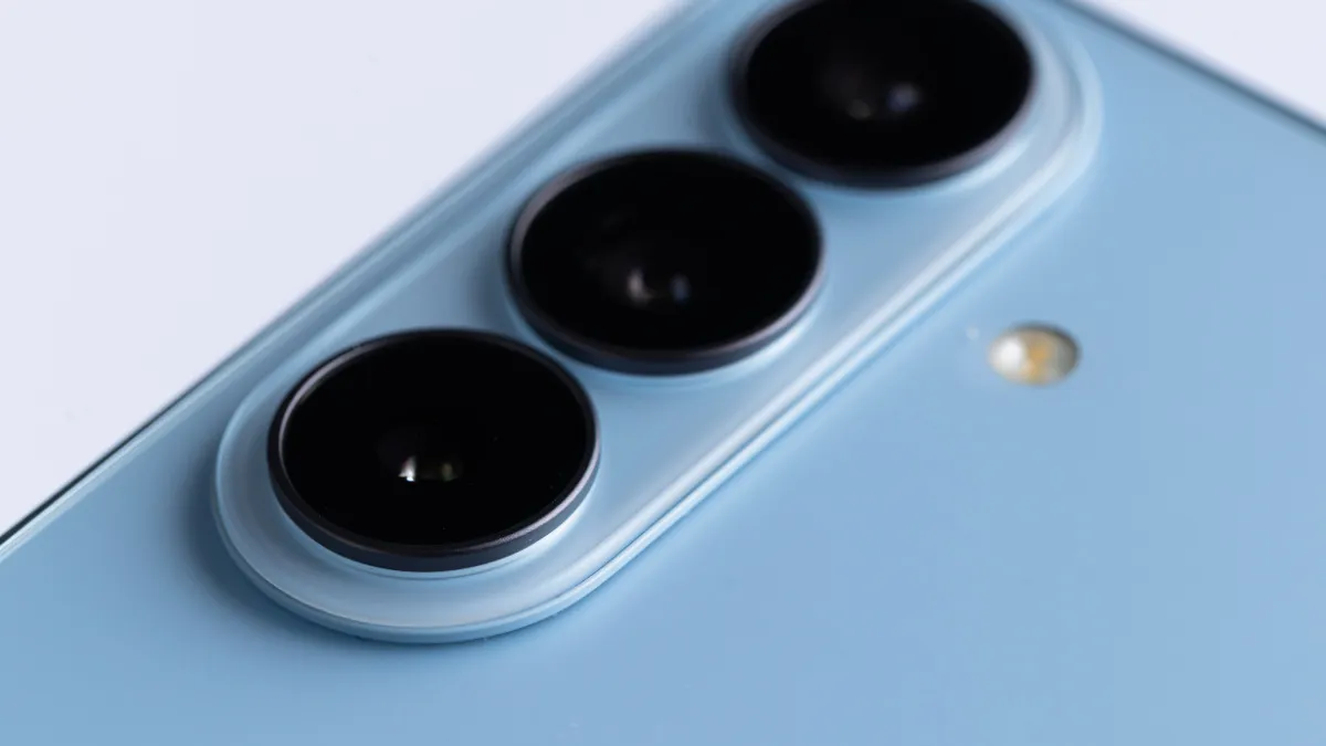 Galaxy S26 Ultra: risolto il problema delle foto sfocate