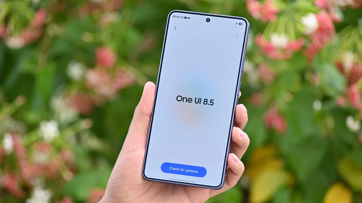 One UI 8.5 arriva su Galaxy S23 e pieghevoli